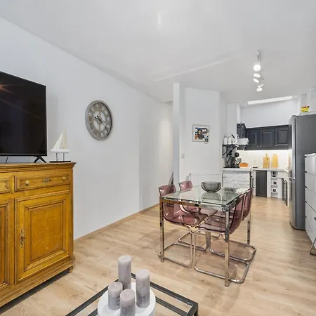 Tatil Evi Beachfront Near The Market